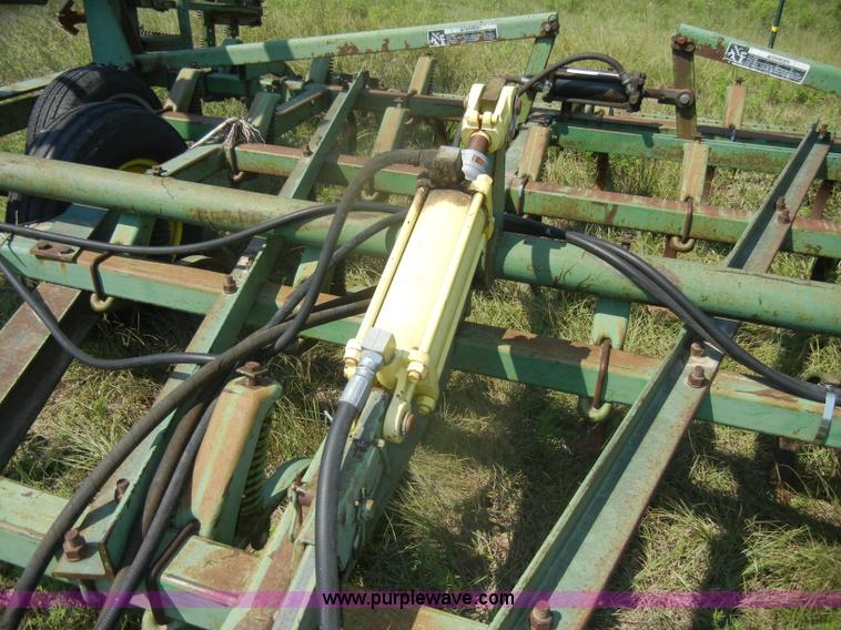 image for item D4638 John Deere E1000 22' field cultivator