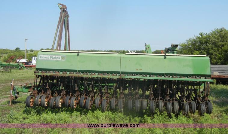 image for item D4639 Great Plains Solid Stand 30 drill