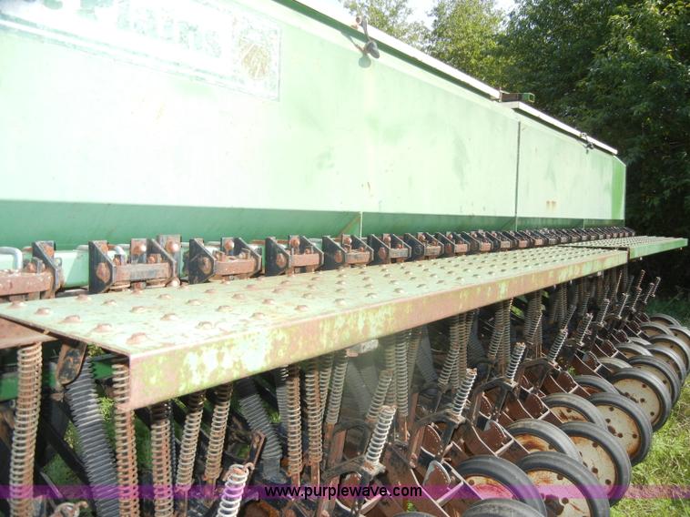 image for item D4639 Great Plains Solid Stand 30 drill