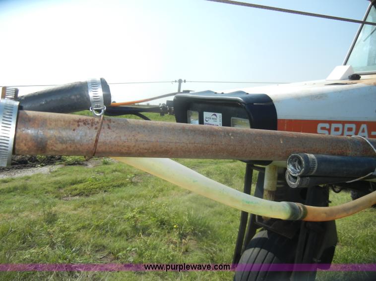 image for item D4640 Melroe SpraCoupe 220 self-propelled sprayer