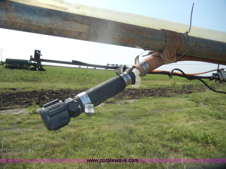 image for item D4640 Melroe SpraCoupe 220 self-propelled sprayer