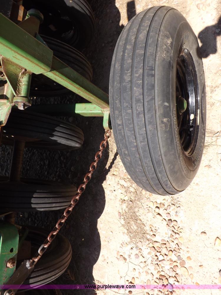 image for item D8004 John Deere 9300 split row drill