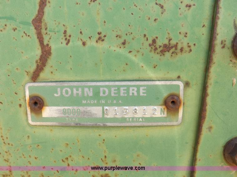 image for item D8004 John Deere 9300 split row drill