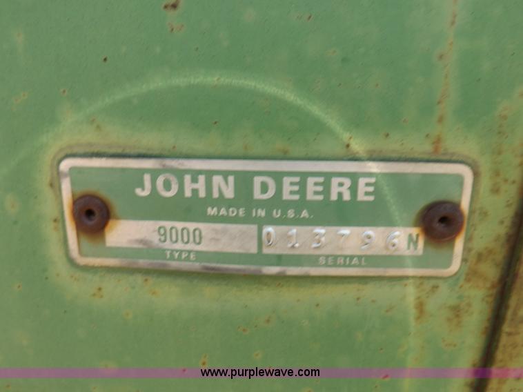 image for item D8004 John Deere 9300 split row drill