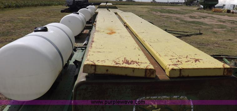 image for item F6002 John Deere 9300 32' drill