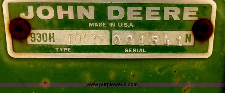 image for item F6002 John Deere 9300 32' drill