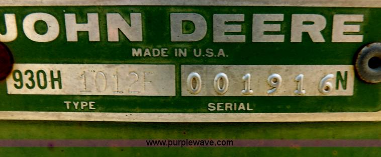 image for item F6002 John Deere 9300 32' drill