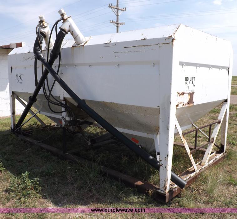 image for item F6004 No-Lift seed tender