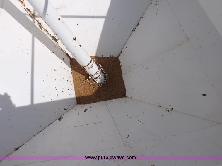 image for item F6004 No-Lift seed tender