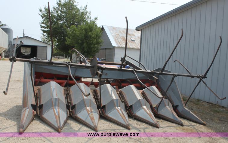 image for item G4624 Allis-Chalmers 630 corn header