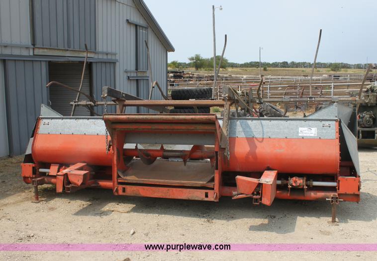 image for item G4624 Allis-Chalmers 630 corn header