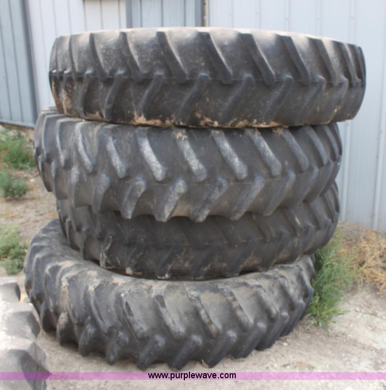 image for item G4629 (4) Kelly Springfield power mark tires