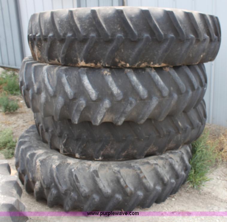 image for item G4629 (4) Kelly Springfield power mark tires