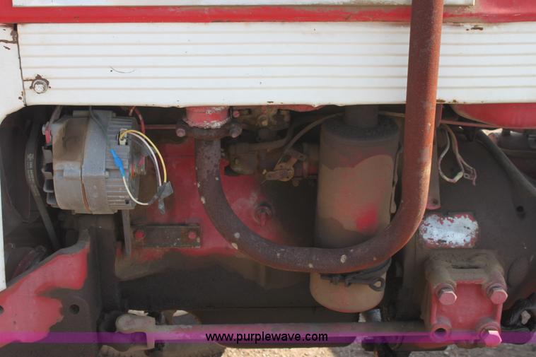 image for item G4632 International 240 utility tractor