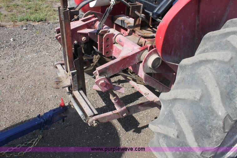 image for item G4632 International 240 utility tractor