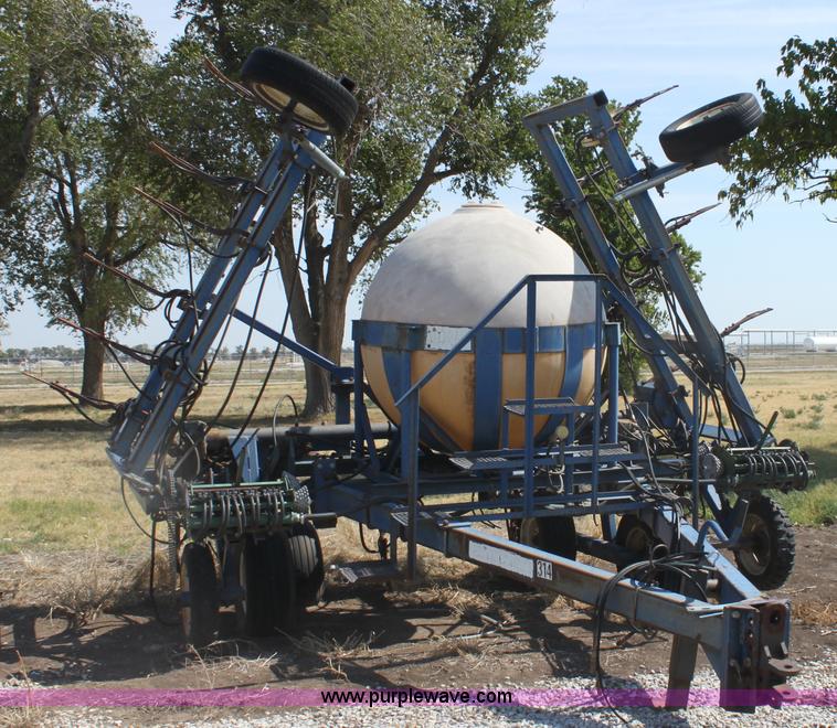 image for item G4634 Land Walker Blu-Jet anhydrous ammonia applicator