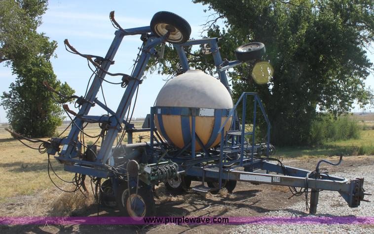 image for item G4634 Land Walker Blu-Jet anhydrous ammonia applicator
