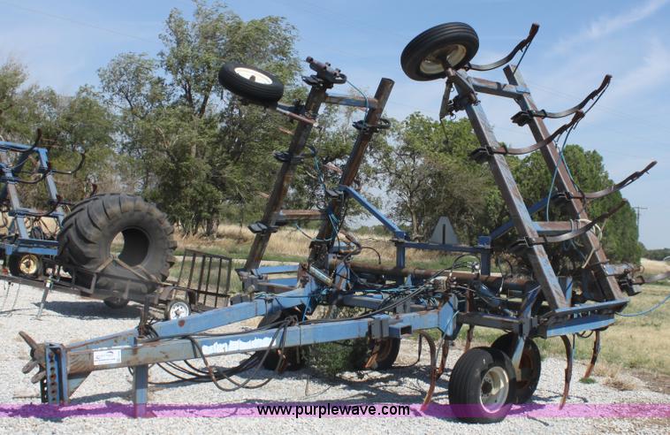 image for item G4636 Land Walker Blu-Jet anhydrous ammonia applicator