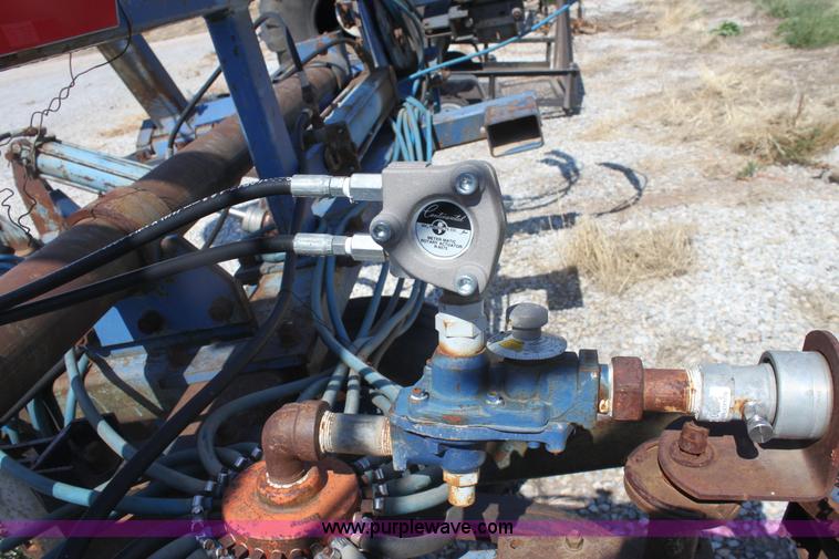 image for item G4636 Land Walker Blu-Jet anhydrous ammonia applicator