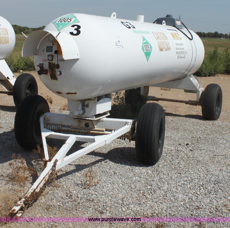 image for item G4637 1,000 gallon anhydrous ammonia tank