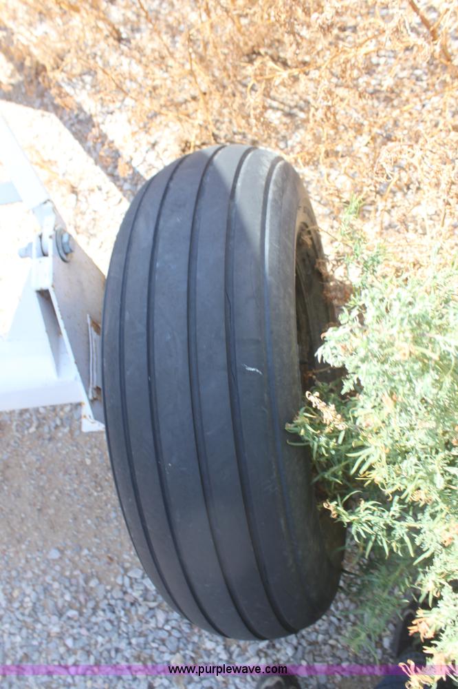 image for item G4638 1,000 gallon anhydrous ammonia tank