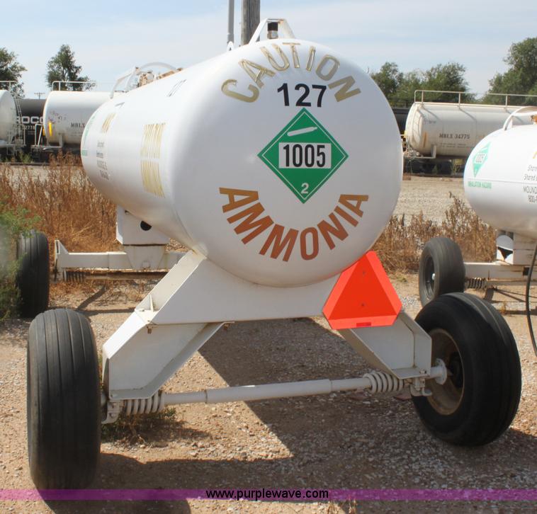 image for item G4639 1,000 gallon anhydrous ammonia tank