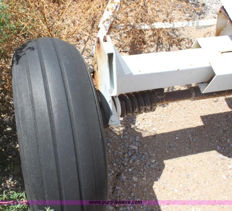 image for item G4639 1,000 gallon anhydrous ammonia tank