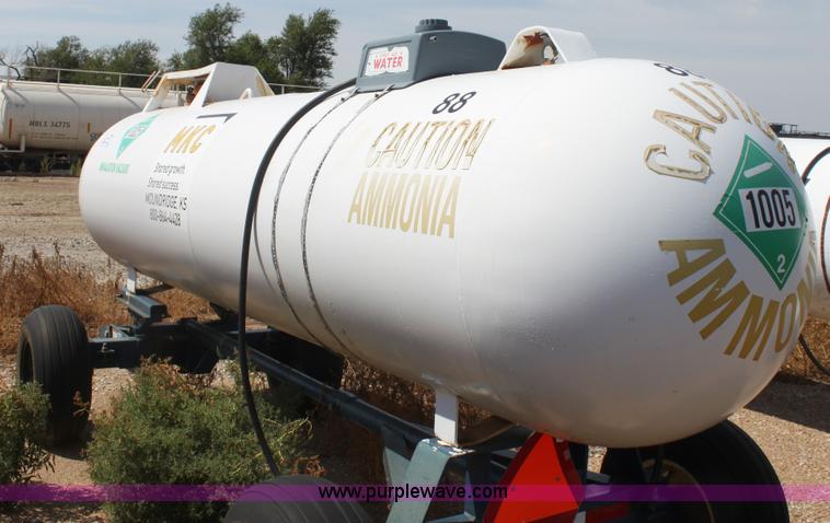 image for item G4642 1,000 gallon anhydrous ammonia tank
