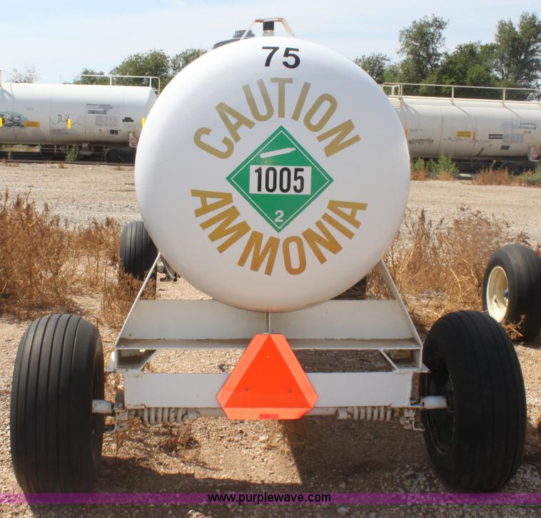 image for item G4643 1,000 gallon anhydrous ammonia tank