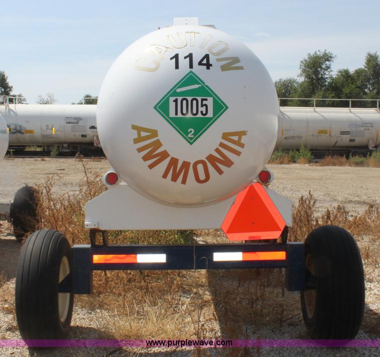 image for item G4644 1,000 gallon anhydrous ammonia tank