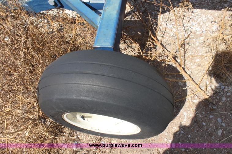 image for item G4644 1,000 gallon anhydrous ammonia tank