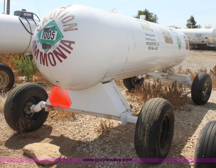 image for item G4645 1,000 gallon anhydrous ammonia tank
