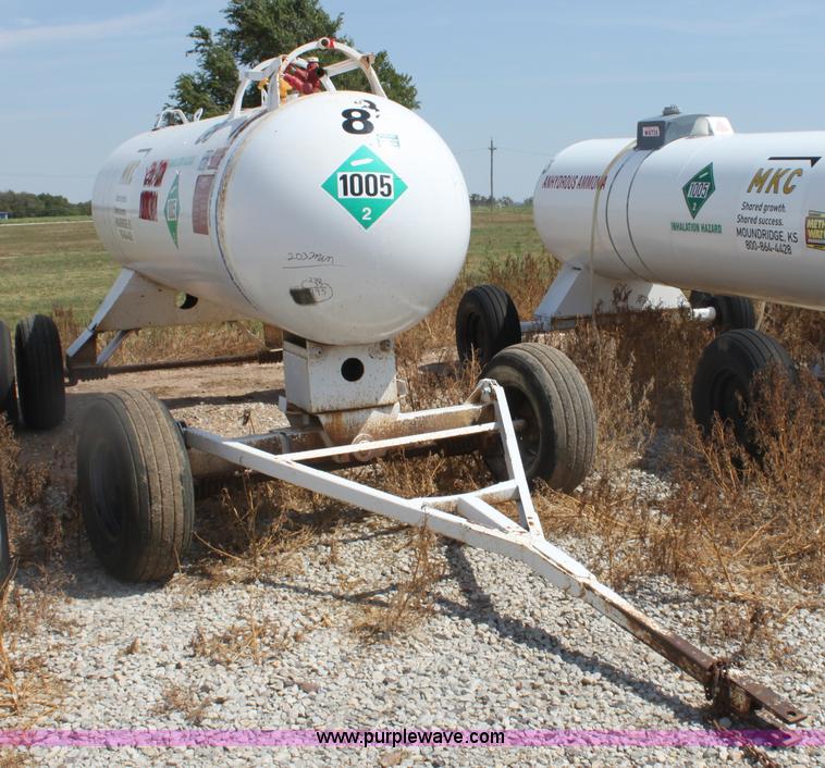 image for item G4650 1,000 gallon anhydrous ammonia tank