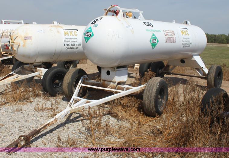 image for item G4650 1,000 gallon anhydrous ammonia tank
