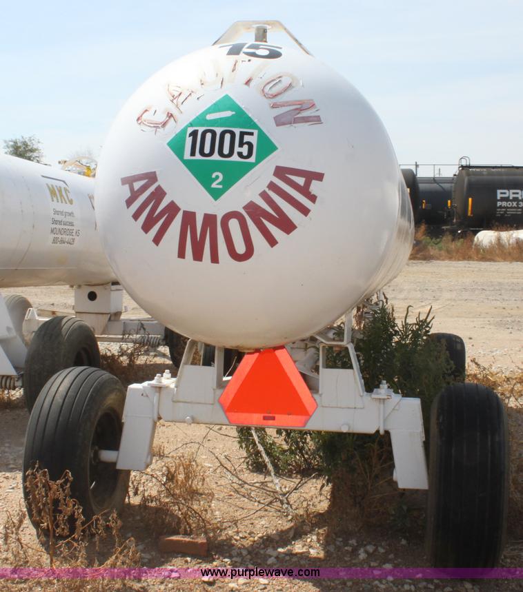 image for item G4653 1,000 gallon anhydrous ammonia tank