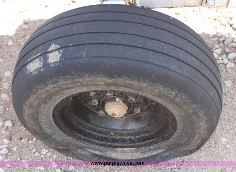 image for item G4653 1,000 gallon anhydrous ammonia tank