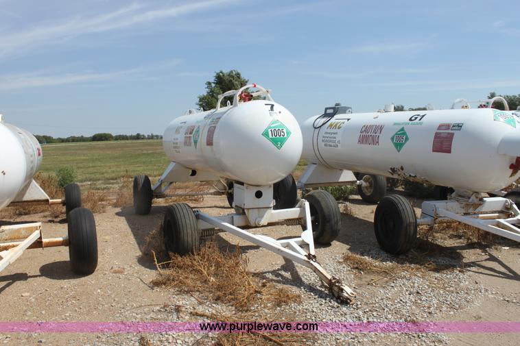image for item G4655 1,000 gallon anhydrous ammonia tank