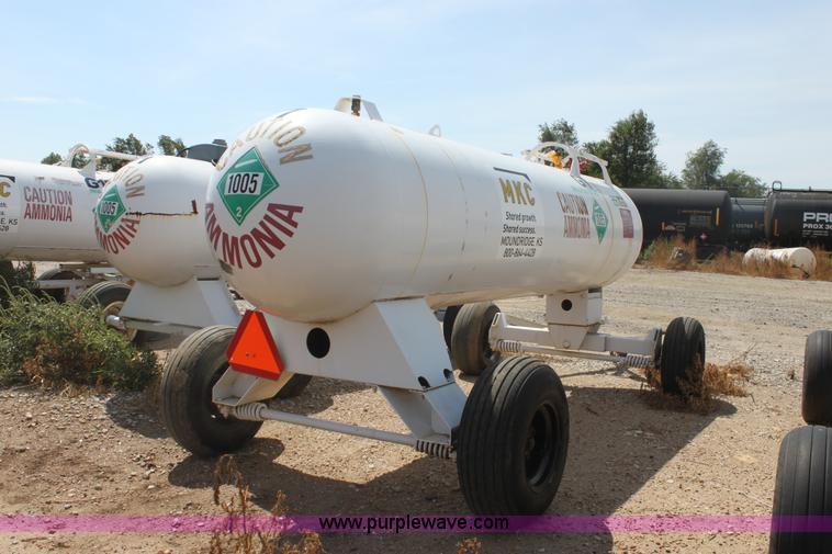 image for item G4655 1,000 gallon anhydrous ammonia tank