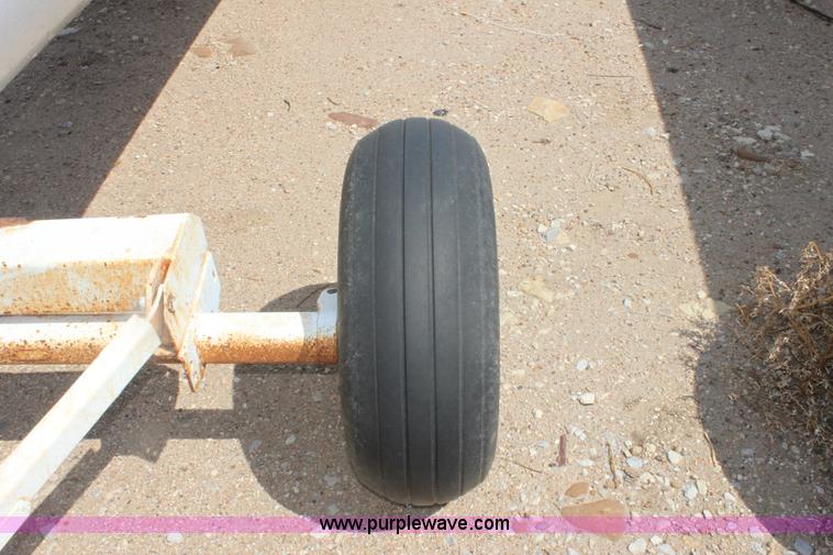 image for item G4656 1,000 gallon anhydrous ammonia tank