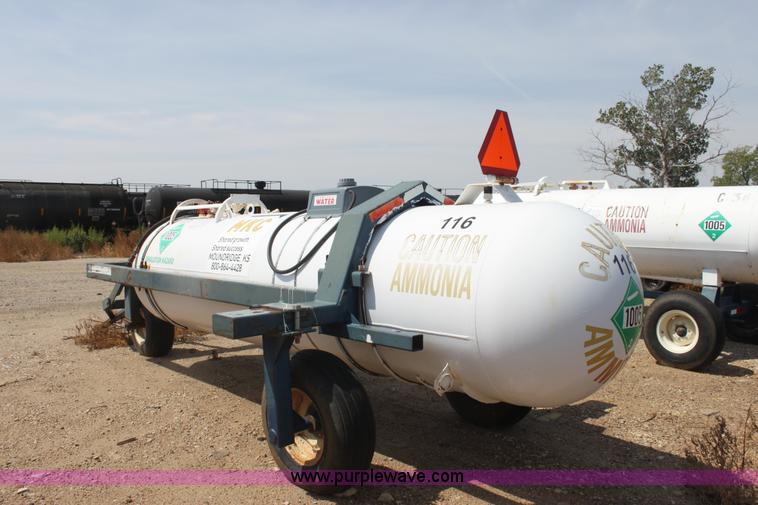 image for item G4657 1,000 gallon anhydrous ammonia tank
