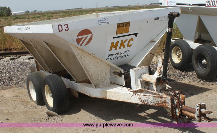 image for item G4663 TCI four ton dry fertilizer spreader