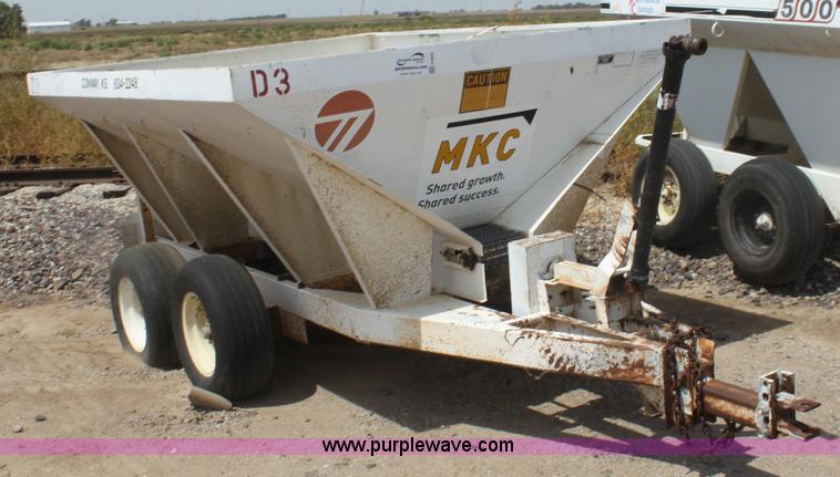 image for item G4663 TCI four ton dry fertilizer spreader