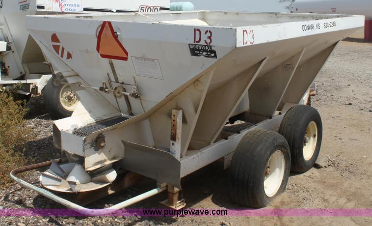 image for item G4663 TCI four ton dry fertilizer spreader