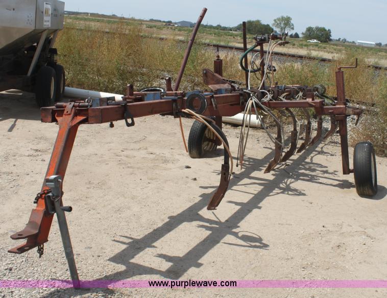 image for item G4664 Anhydrous ammonia applicator