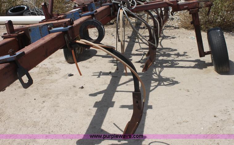 image for item G4664 Anhydrous ammonia applicator