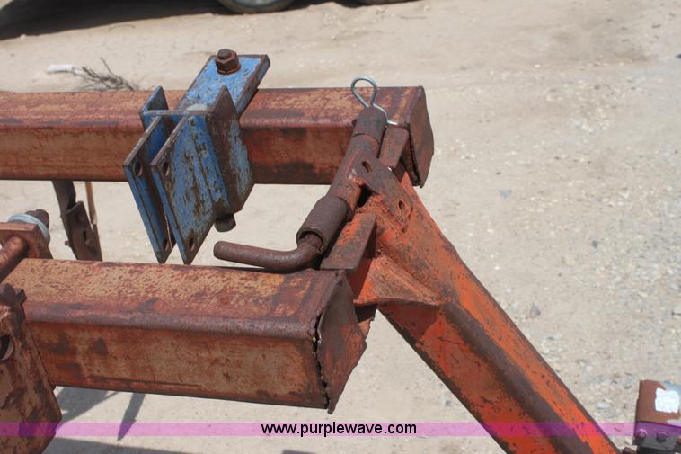 image for item G4664 Anhydrous ammonia applicator