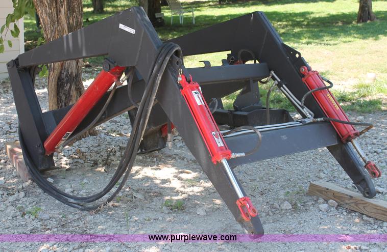 image for item L9817 Prince hydraulic tractor loader