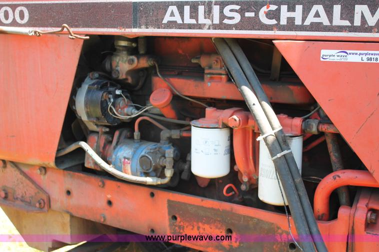 image for item L9818 Allis-Chalmers 200 tractor
