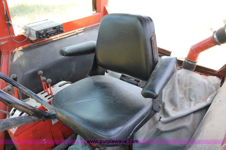 image for item L9818 Allis-Chalmers 200 tractor