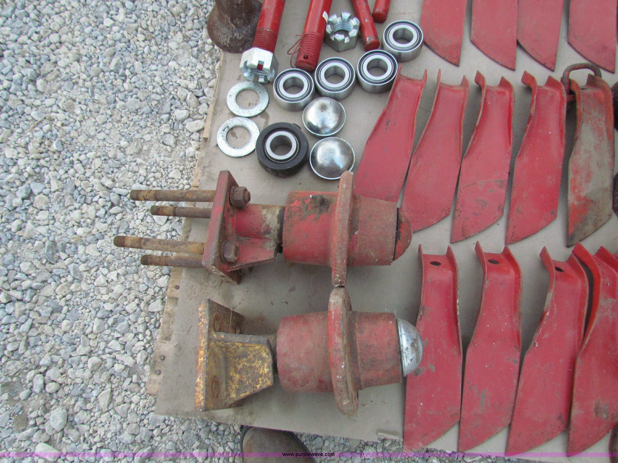 Assorted Krause disk parts in Udall, KS Item N9117 sold Purple Wave